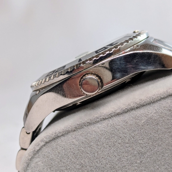 Invicta Men's 3754 Pro Diver Collection Aqua Sol Pro Diver Automatic Watch - Picture 7 of 12